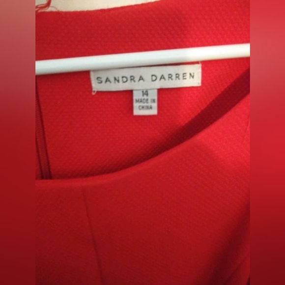 Beautiful red sleeveless dress - Picture 2 of 2